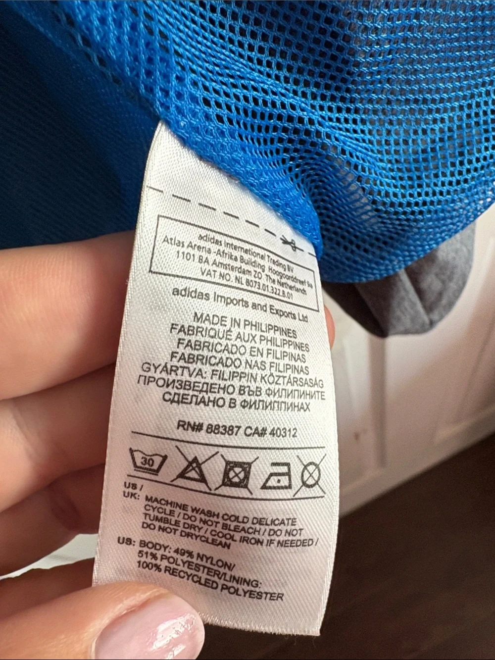 adidas like new snug
